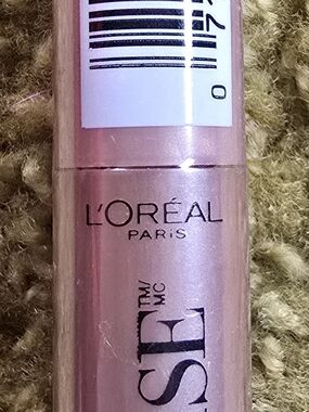 L'Oreal Pink Mascara Tube - Shimmery Rose Finish